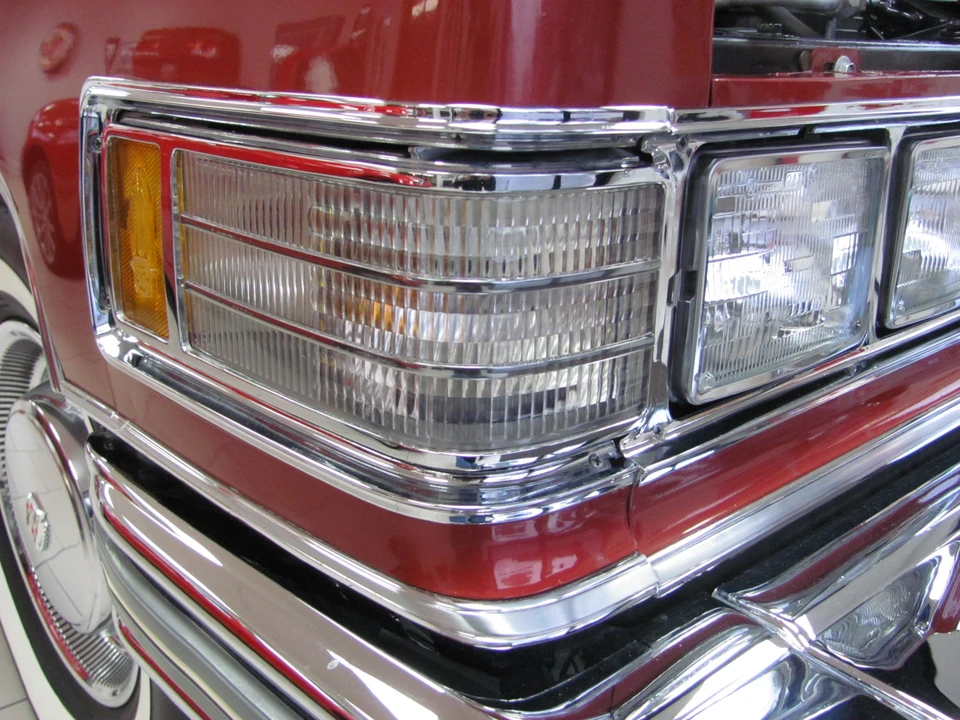 1976 Cadillac DeVille 4th Gen - Image 18 of 31