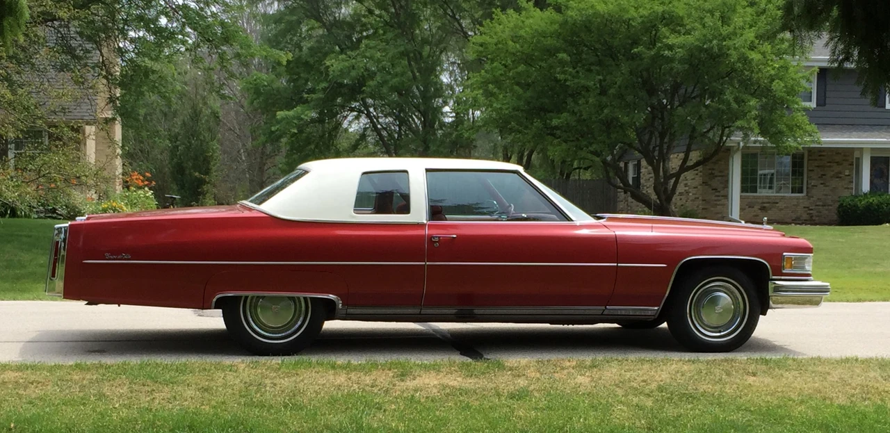 1976 Cadillac DeVille 4th Gen - Image 18 of 31