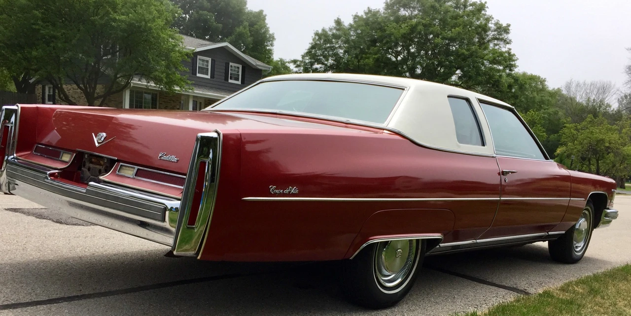 1976 Cadillac DeVille 4th Gen - Image 20 of 31
