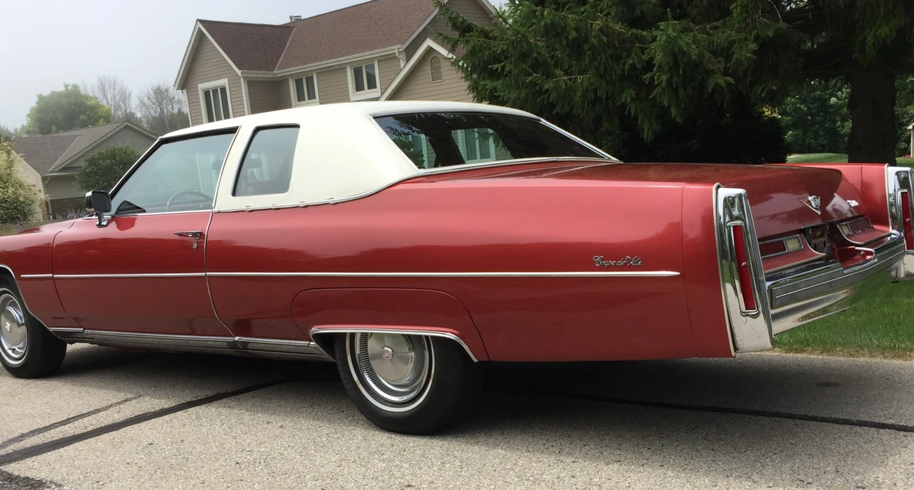1976 Cadillac DeVille 4th Gen - Image 9 of 31