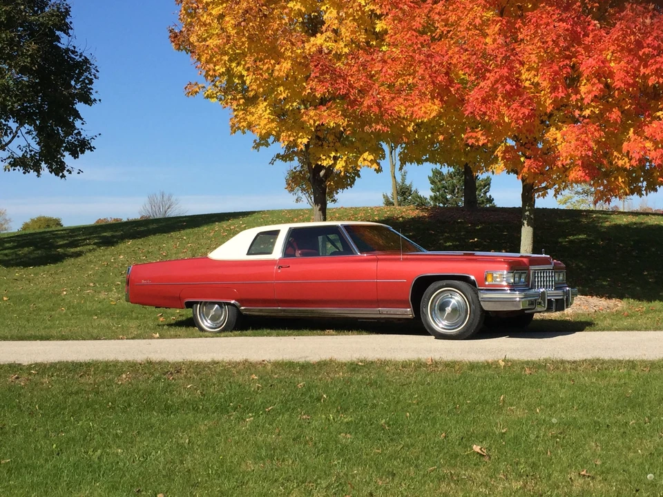 1976 Cadillac DeVille 4th Gen - Image 2 of 31
