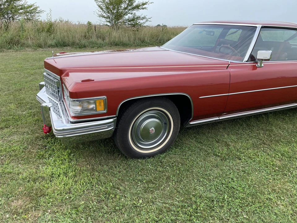 1976 Cadillac DeVille 4th Gen - Image 14 of 31