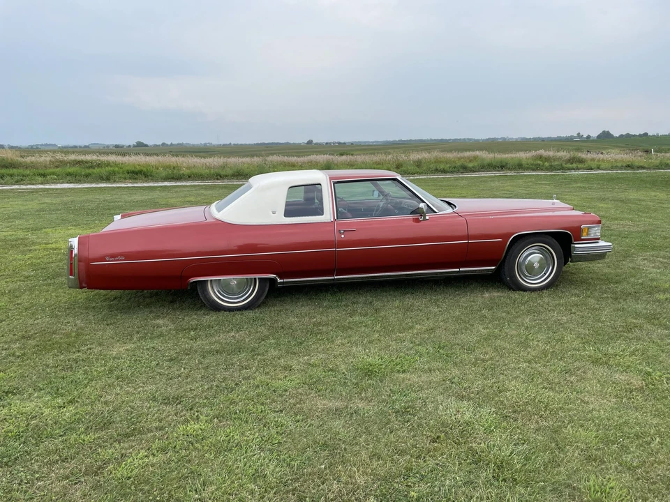 1976 Cadillac DeVille 4th Gen - Image 7 of 31
