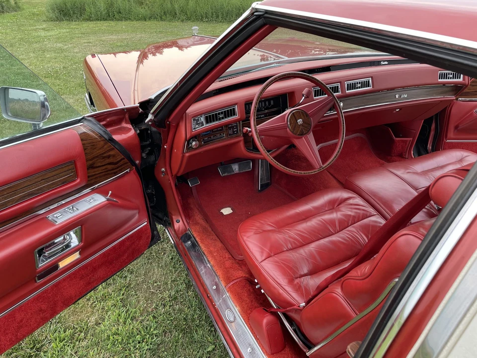 1976 Cadillac DeVille 4th Gen - Image 28 of 31