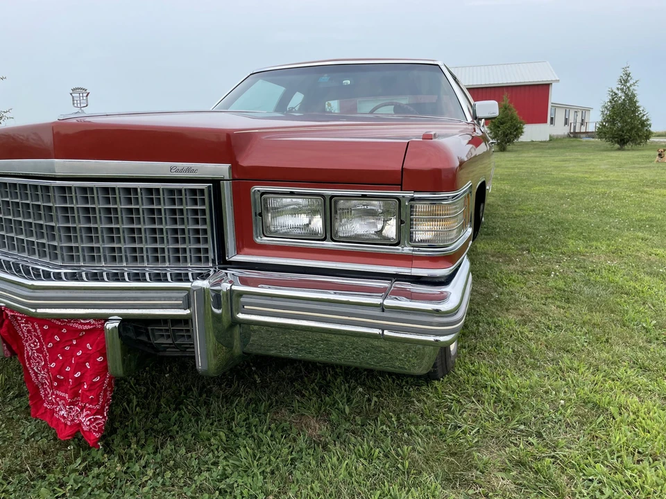 1976 Cadillac DeVille 4th Gen - Image 11 of 31