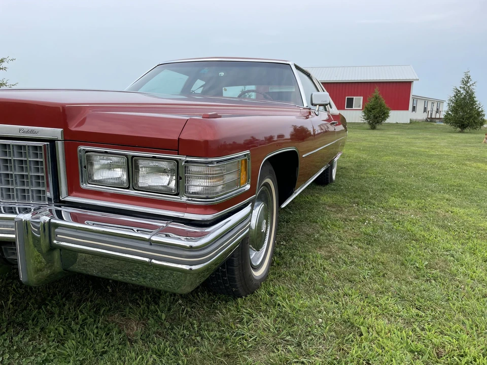 1976 Cadillac DeVille 4th Gen - Image 12 of 31