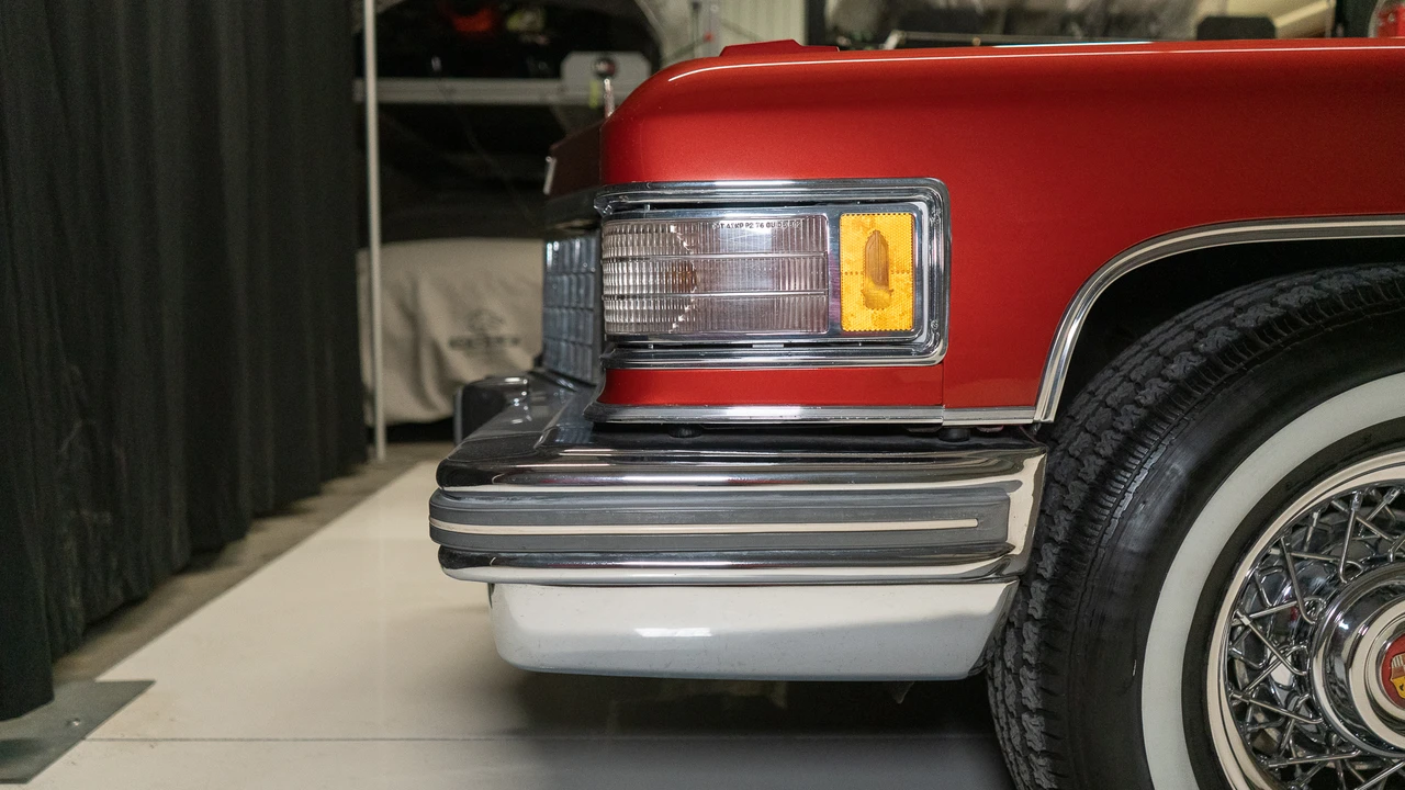 1976 Cadillac DeVille 4th Gen - Image 28 of 31