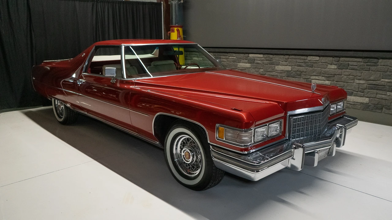 1976 Cadillac DeVille 4th Gen - Image 19 of 31