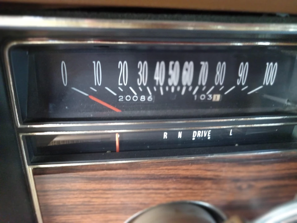 1976 Cadillac DeVille 4th Gen - Image 27 of 31