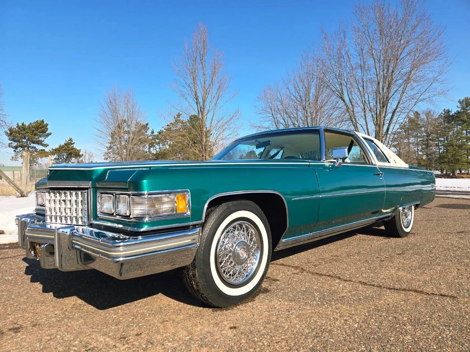 1976 Cadillac DeVille 4th Gen - Image 20 of 31