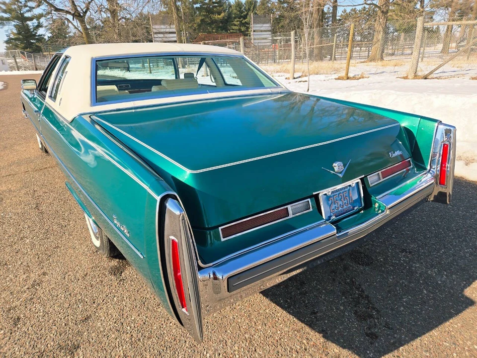 1976 Cadillac DeVille 4th Gen - Image 12 of 31