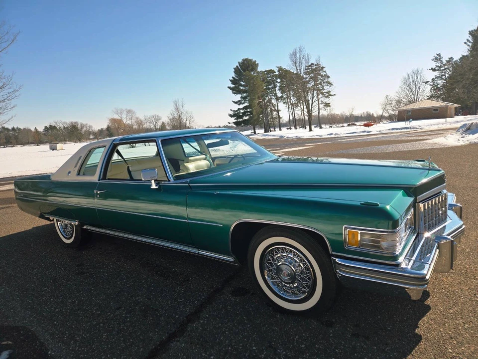 1976 Cadillac DeVille 4th Gen - Image 15 of 31