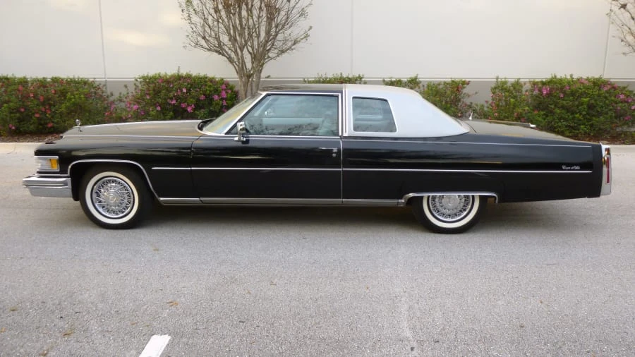 1976 Cadillac DeVille 4th Gen - Image 2 of 8