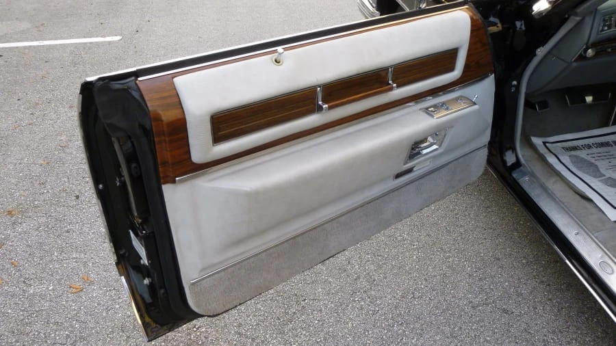 1976 Cadillac DeVille 4th Gen - Image 7 of 8