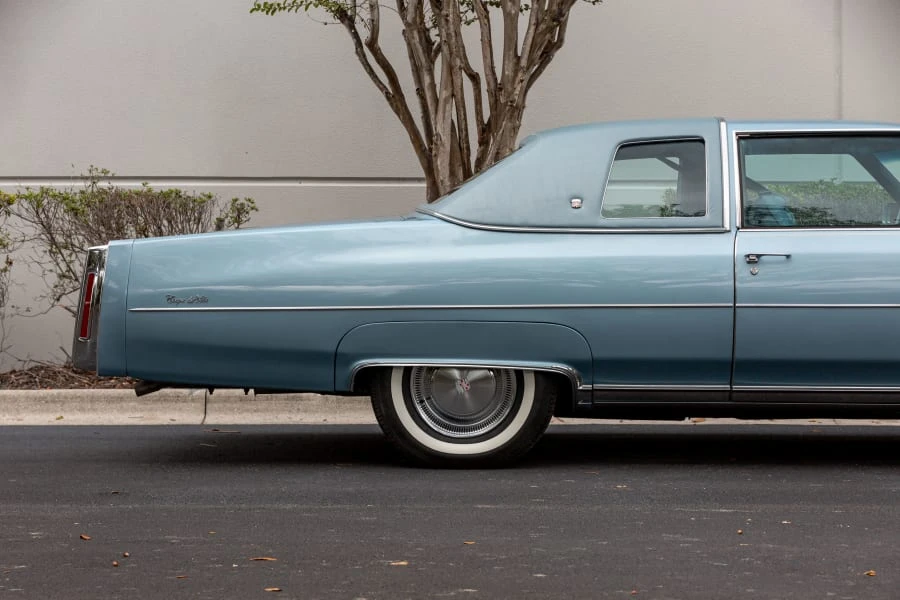 1976 Cadillac DeVille 4th Gen - Image 18 of 31