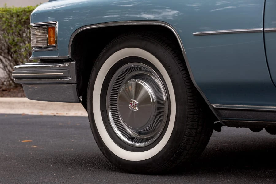 1976 Cadillac DeVille 4th Gen - Image 15 of 31