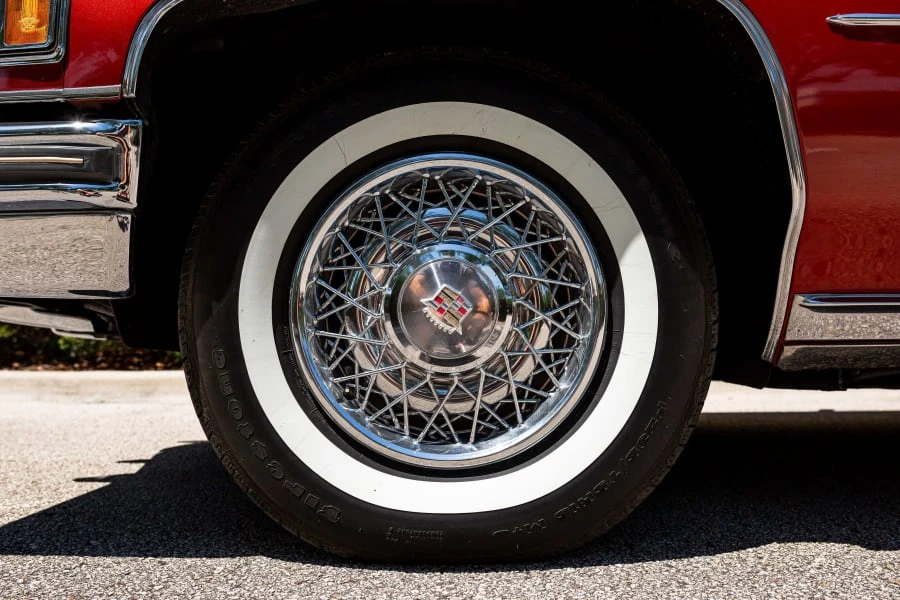1976 Cadillac DeVille 4th Gen - Image 11 of 12