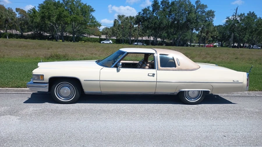 1976 Cadillac DeVille 4th Gen - Image 2 of 12