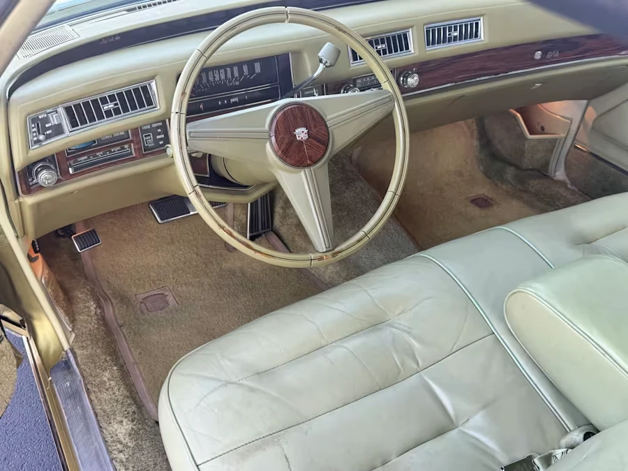 1976 Cadillac DeVille 4th Gen - Image 4 of 8