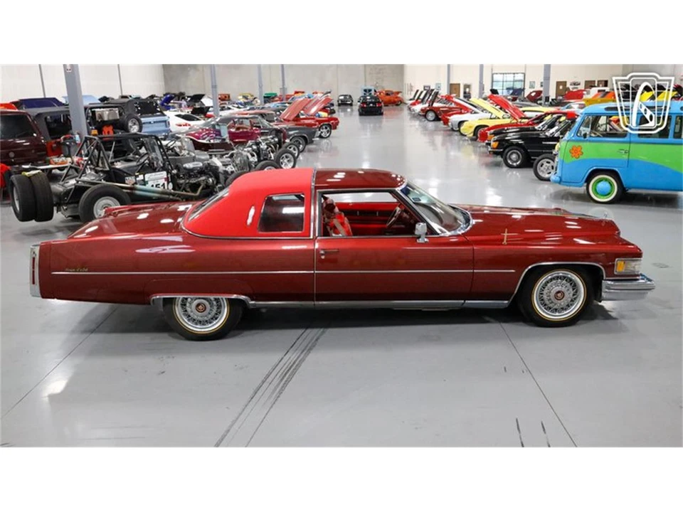 1976 Cadillac DeVille 4th Gen - Image 22 of 31