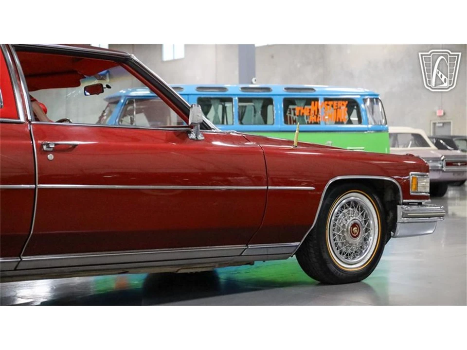 1976 Cadillac DeVille 4th Gen - Image 28 of 31
