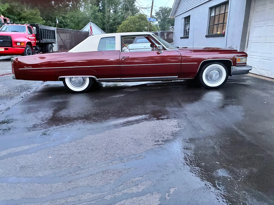1976 Cadillac DeVille 4th Gen - Image 4 of 22