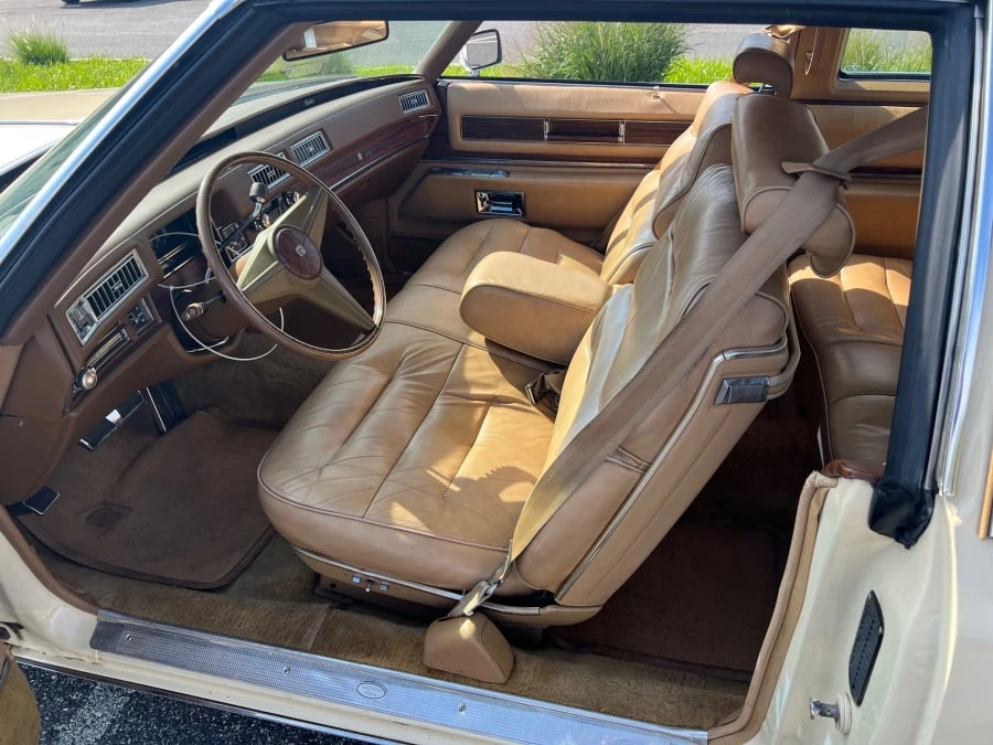1976 Cadillac DeVille 4th Gen - Image 13 of 14