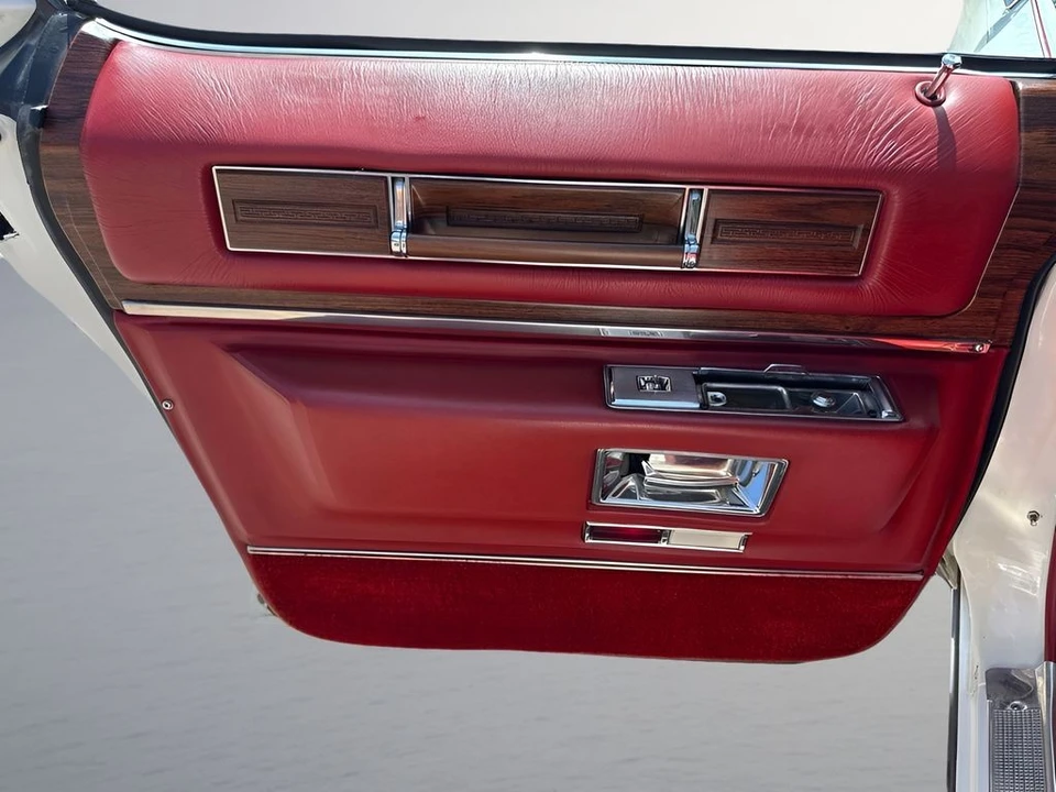1976 Cadillac DeVille 4th Gen - Image 19 of 29
