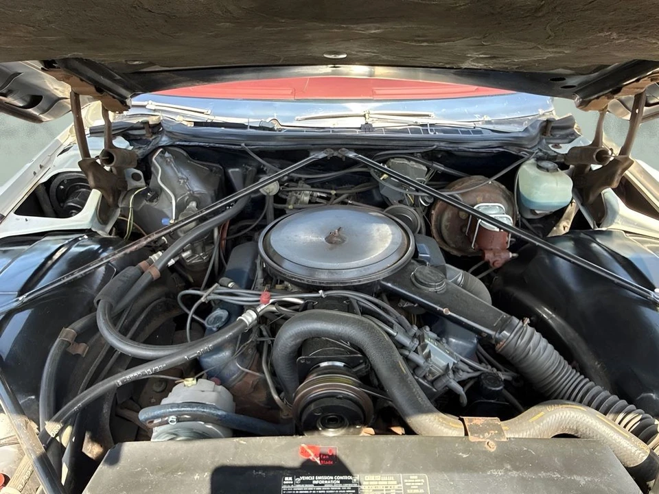 1976 Cadillac DeVille 4th Gen - Image 21 of 29