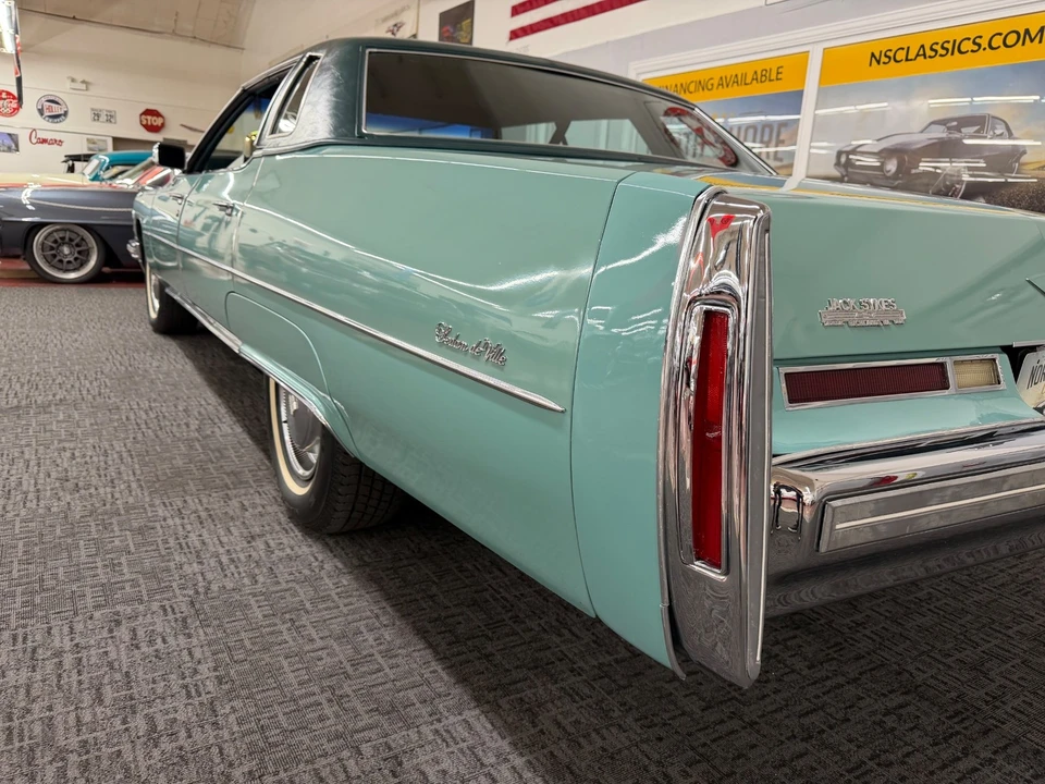 1976 Cadillac DeVille 4th Gen - Image 20 of 31