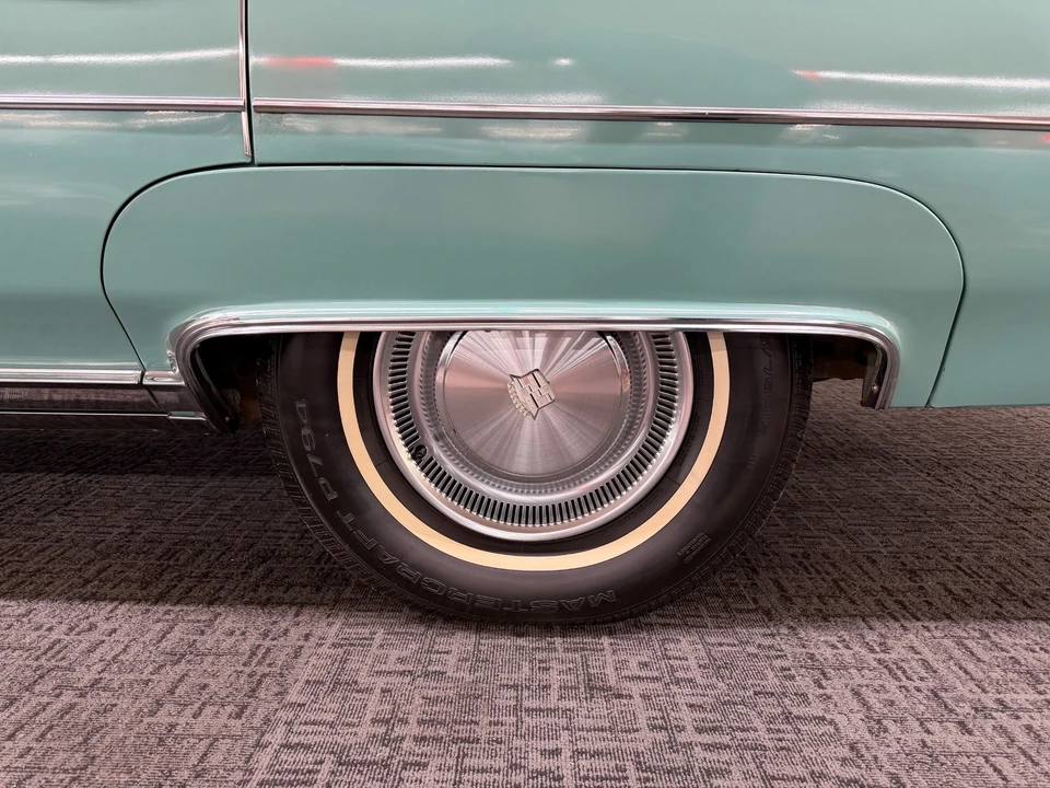 1976 Cadillac DeVille 4th Gen - Image 23 of 31