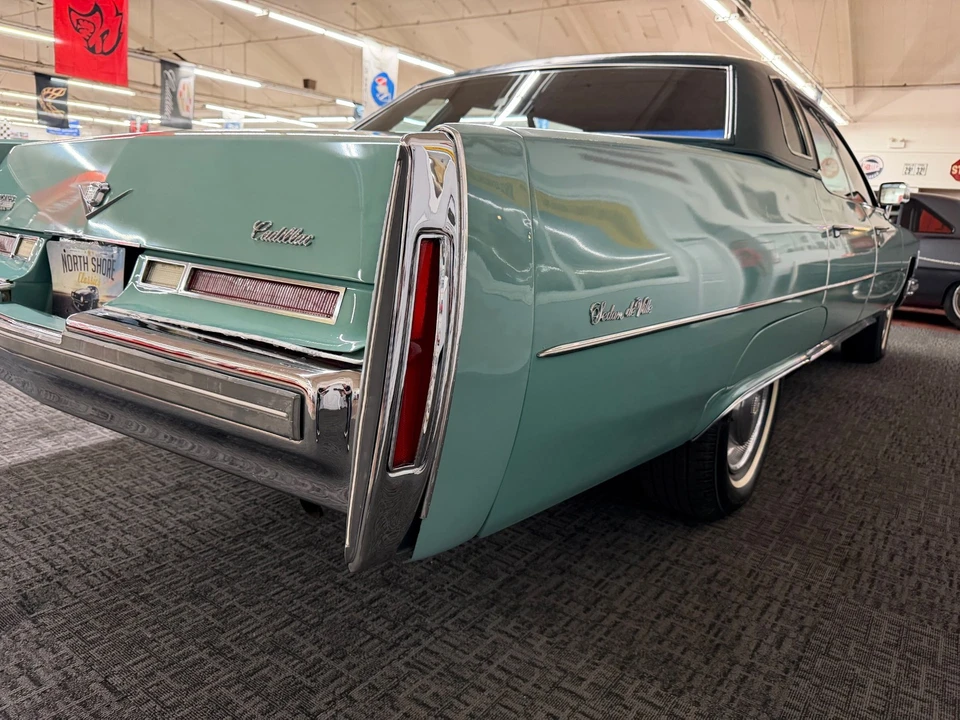 1976 Cadillac DeVille 4th Gen - Image 28 of 31