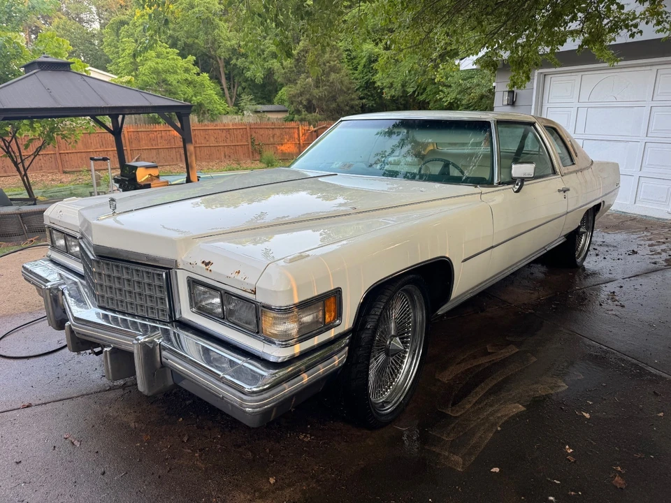 1976 Cadillac DeVille 4th Gen - Image 4 of 15