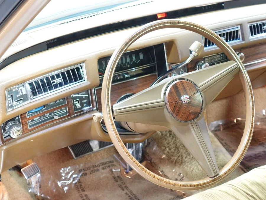 1976 Cadillac DeVille 4th Gen - Image 8 of 11