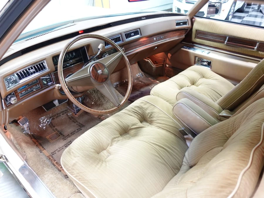 1976 Cadillac DeVille 4th Gen - Image 9 of 11