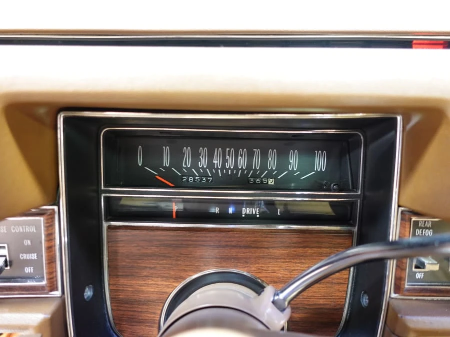 1976 Cadillac DeVille 4th Gen - Image 5 of 11