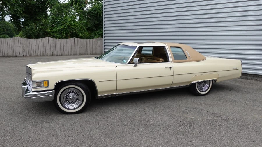 1976 Cadillac DeVille 4th Gen - Image 3 of 11