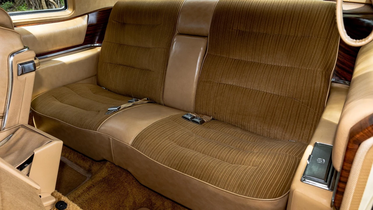 1976 Cadillac DeVille 4th Gen - Image 6 of 31