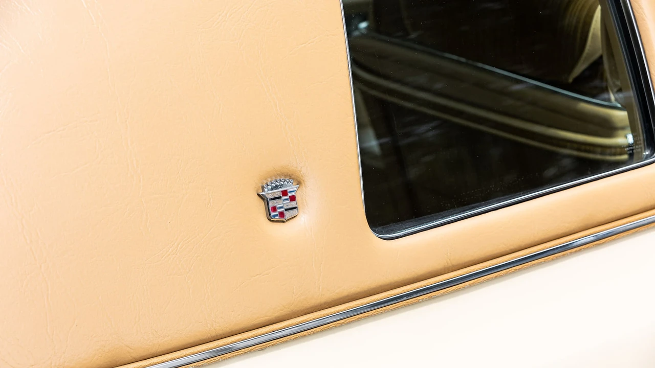 1976 Cadillac DeVille 4th Gen - Image 10 of 31