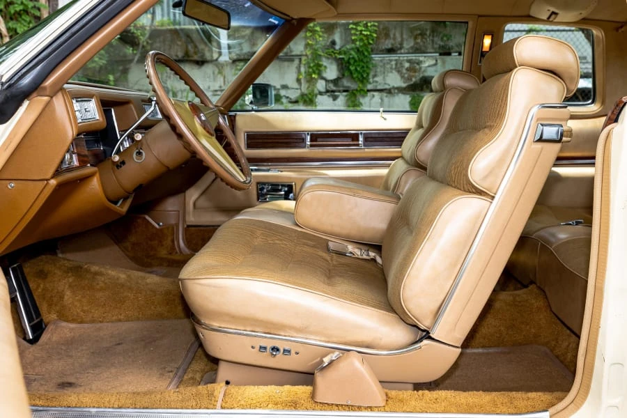 1976 Cadillac DeVille 4th Gen - Image 4 of 31