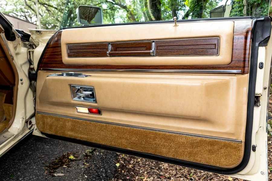 1976 Cadillac DeVille 4th Gen - Image 13 of 31
