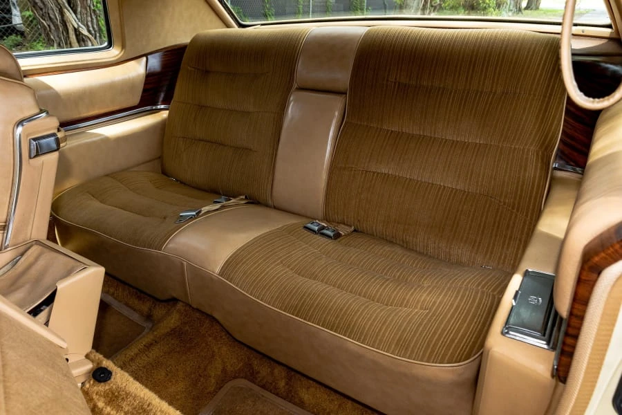 1976 Cadillac DeVille 4th Gen - Image 15 of 31