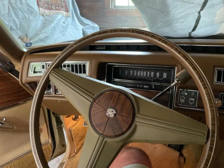 1976 Cadillac DeVille 4th Gen - Image 9 of 13