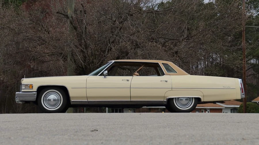 1976 Cadillac DeVille 4th Gen - Image 2 of 21