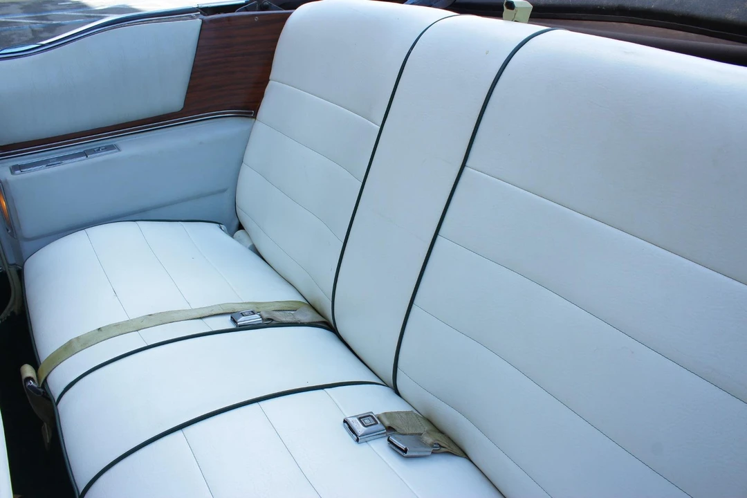 1976 Cadillac Eldorado 9th Gen - Image 15 of 21