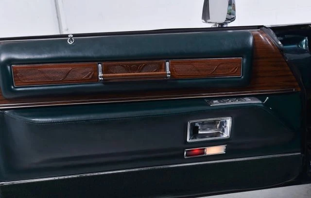 1976 Cadillac Eldorado 9th Gen - Image 10 of 15