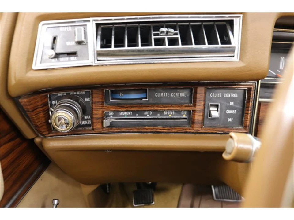 1976 Cadillac Eldorado 9th Gen - Image 22 of 31