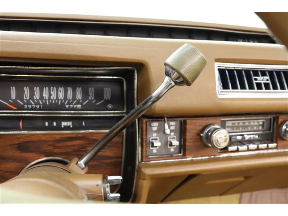 1976 Cadillac Eldorado 9th Gen - Image 24 of 31