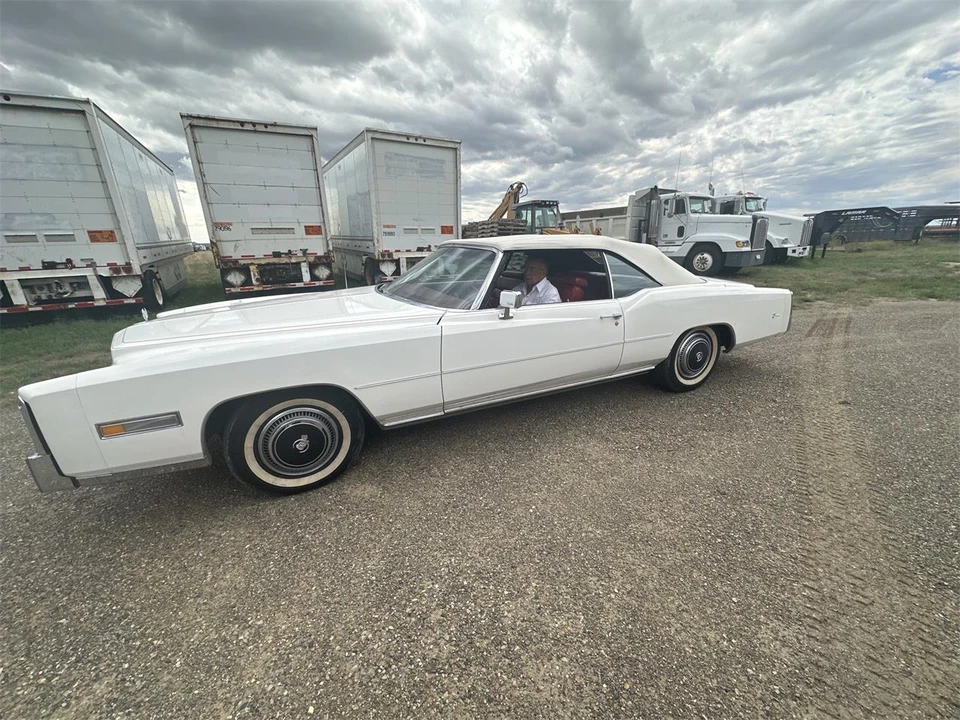 1976 Cadillac Eldorado 9th Gen - Image 8 of 31