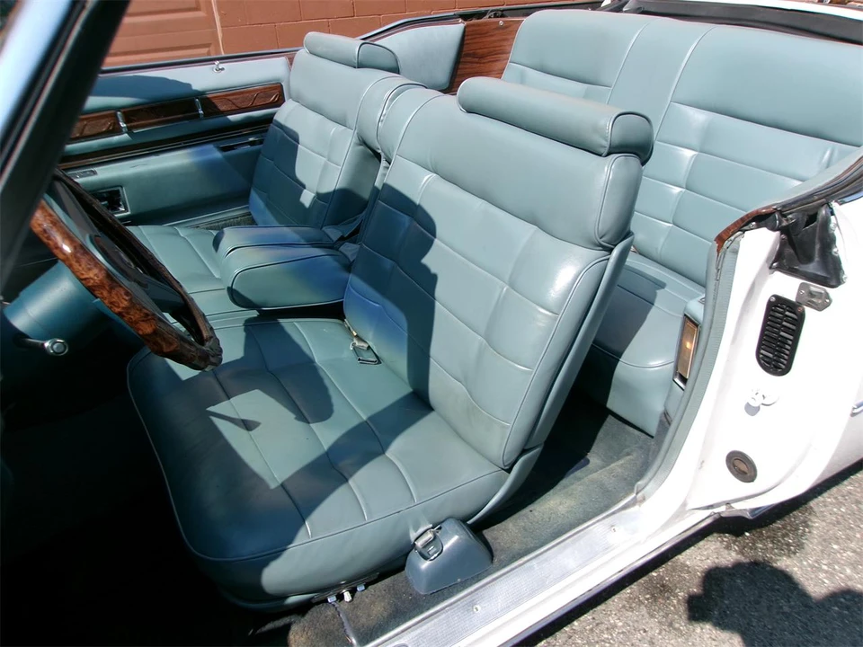1976 Cadillac Eldorado 9th Gen - Image 30 of 31